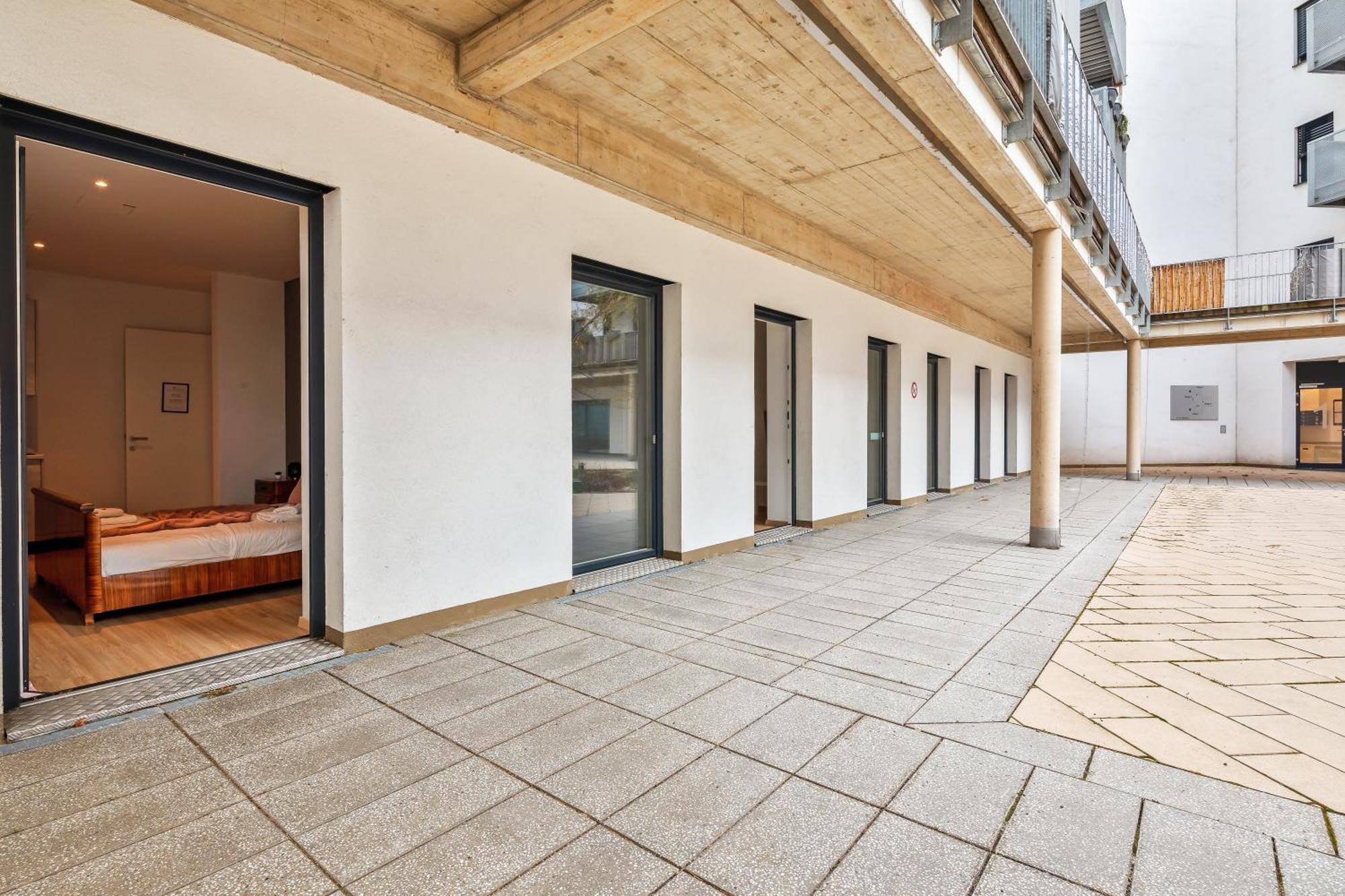 Stylish Flower Power Studio - Close To City Center & Public Transport - Ac & Wifi Vienna Esterno foto