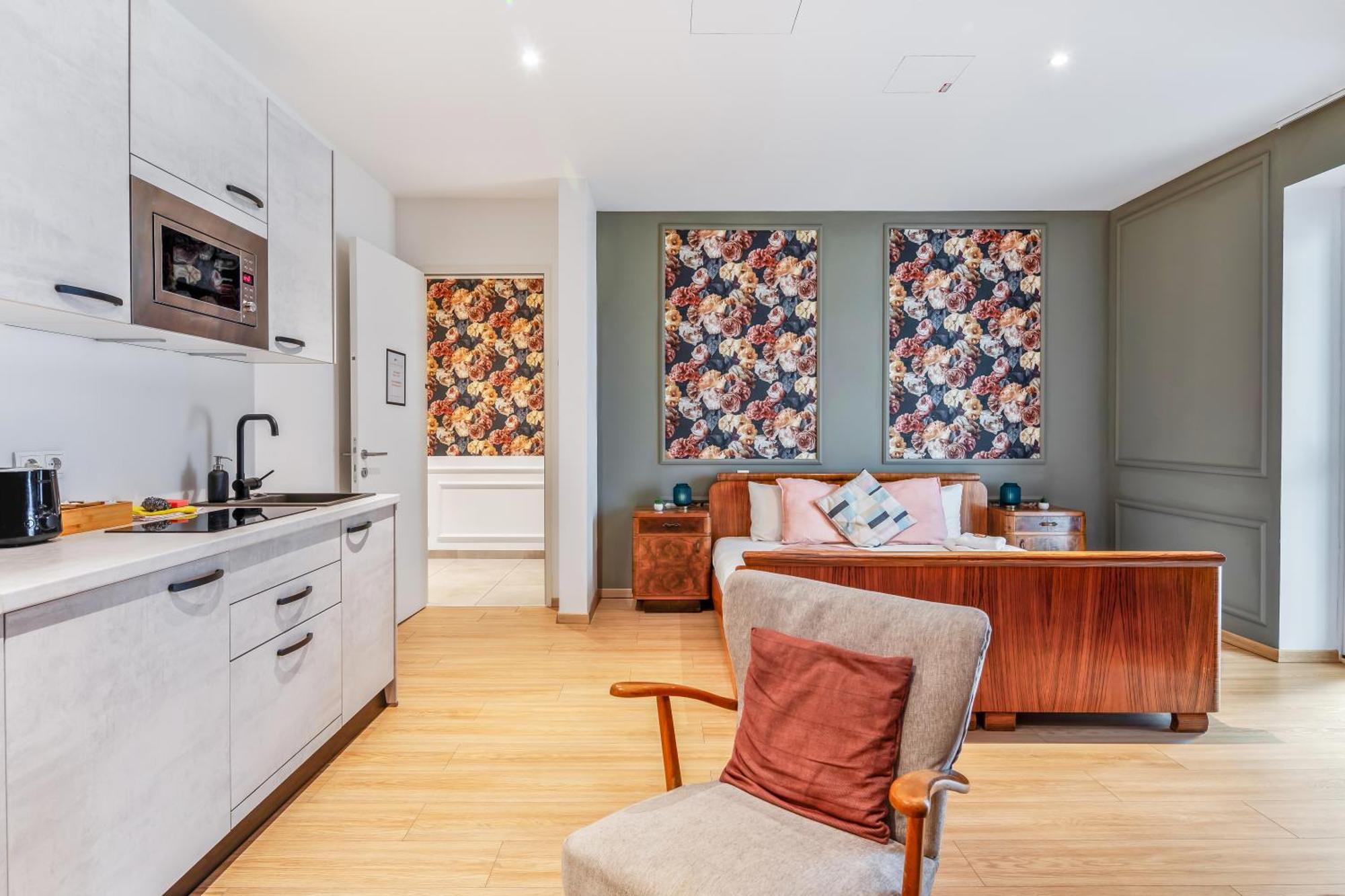 Stylish Flower Power Studio - Close To City Center & Public Transport - Ac & Wifi Vienna Esterno foto